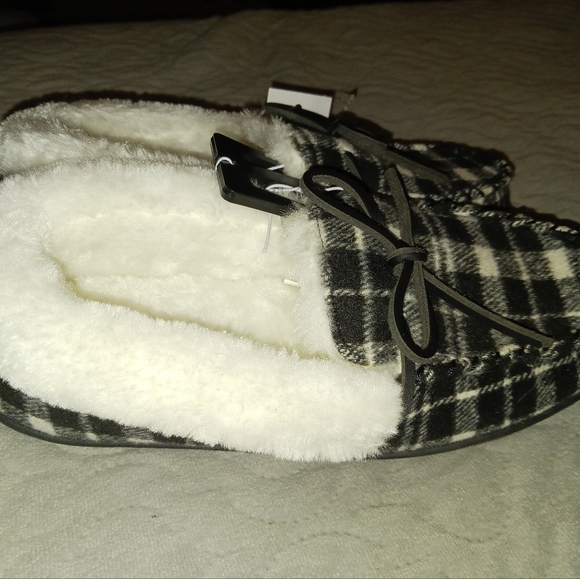 NWT! Sonoma Slippers Sz Medium 7-8 - Picture 4 of 10